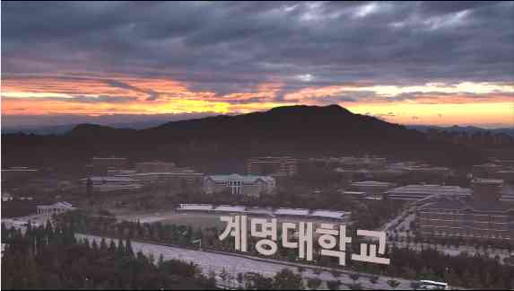 解忧留学社专注韩国留学,遇见解忧希望你喜欢,我们曾经是你,所以更加懂你,解忧的成员都是在国外留学生活并且从事过相关工作有着丰富的经验，以便处理申请中的各种问题，保持初心，旨在为各位学弟学妹们铺垫一个更加舒心放心的留学第一步.